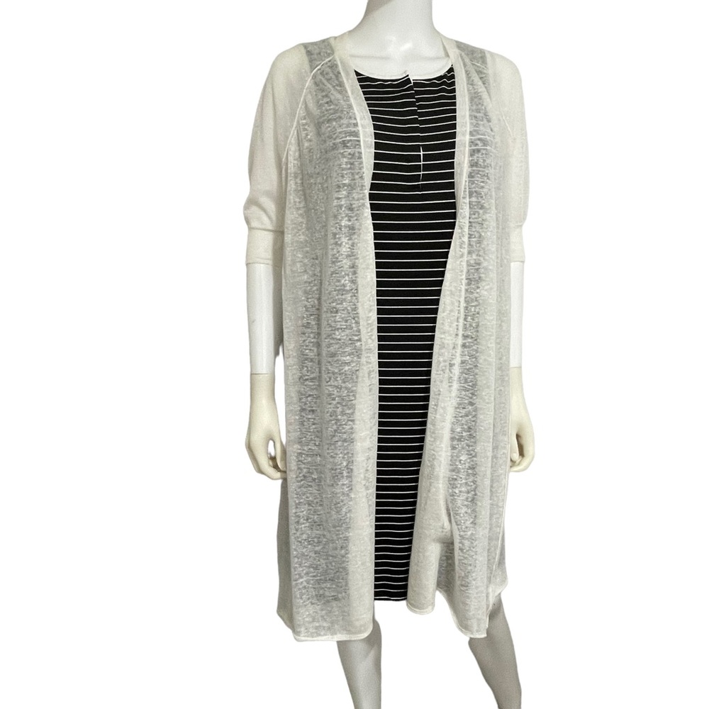 White & Warren white linen short sleeve open knit sweater M closet staple ❤️